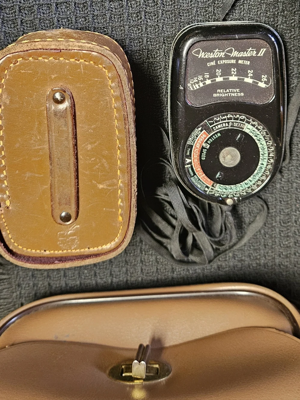 Filmo Sportster Bell & Howell 8mm Movie Camera & Exposure Meter With Accessories